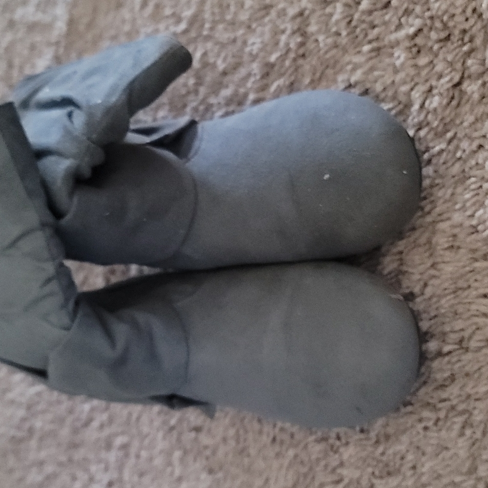 Boots - Picture 2 of 2